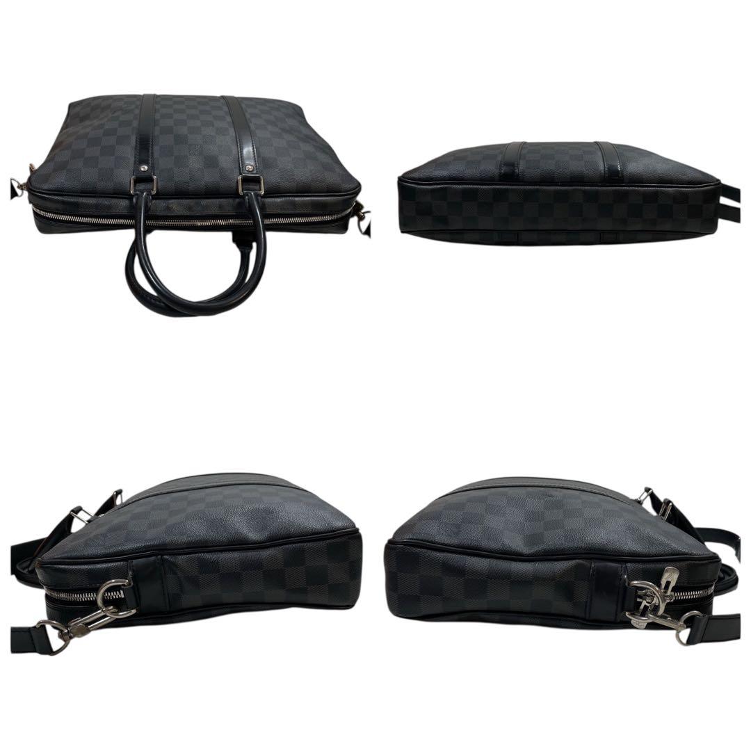 ルイヴィトン　ダミエグラフィット　ポルトドキュマン ヴォワヤージュ　4730