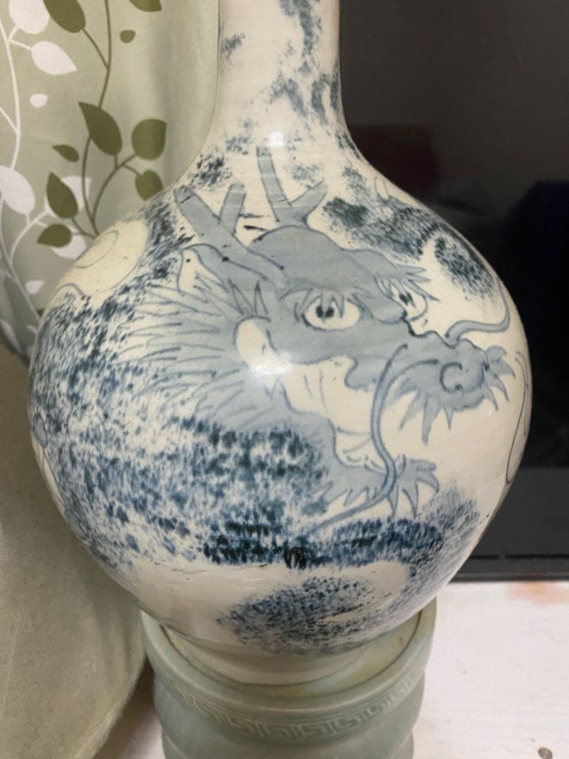 江戸時代　青白磁 ドラゴン模様 花瓶　骨董品