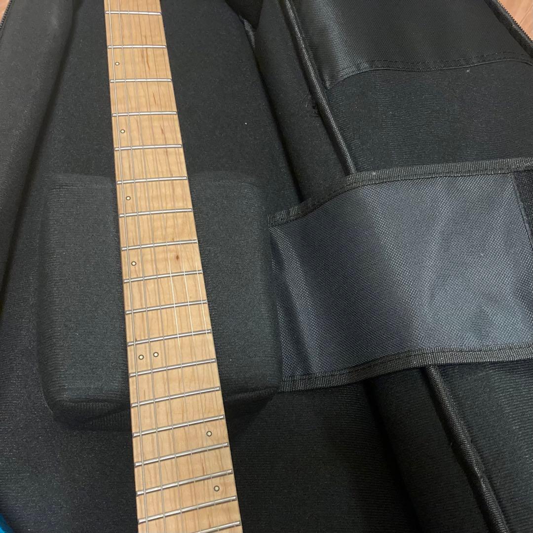 ヘッドレスギター用ケース