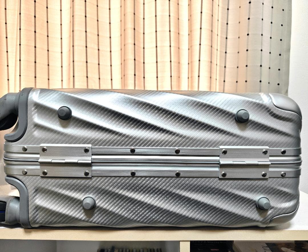 極美品 トゥミ 19 DEGREE インターナショナル キャリーオン 31L