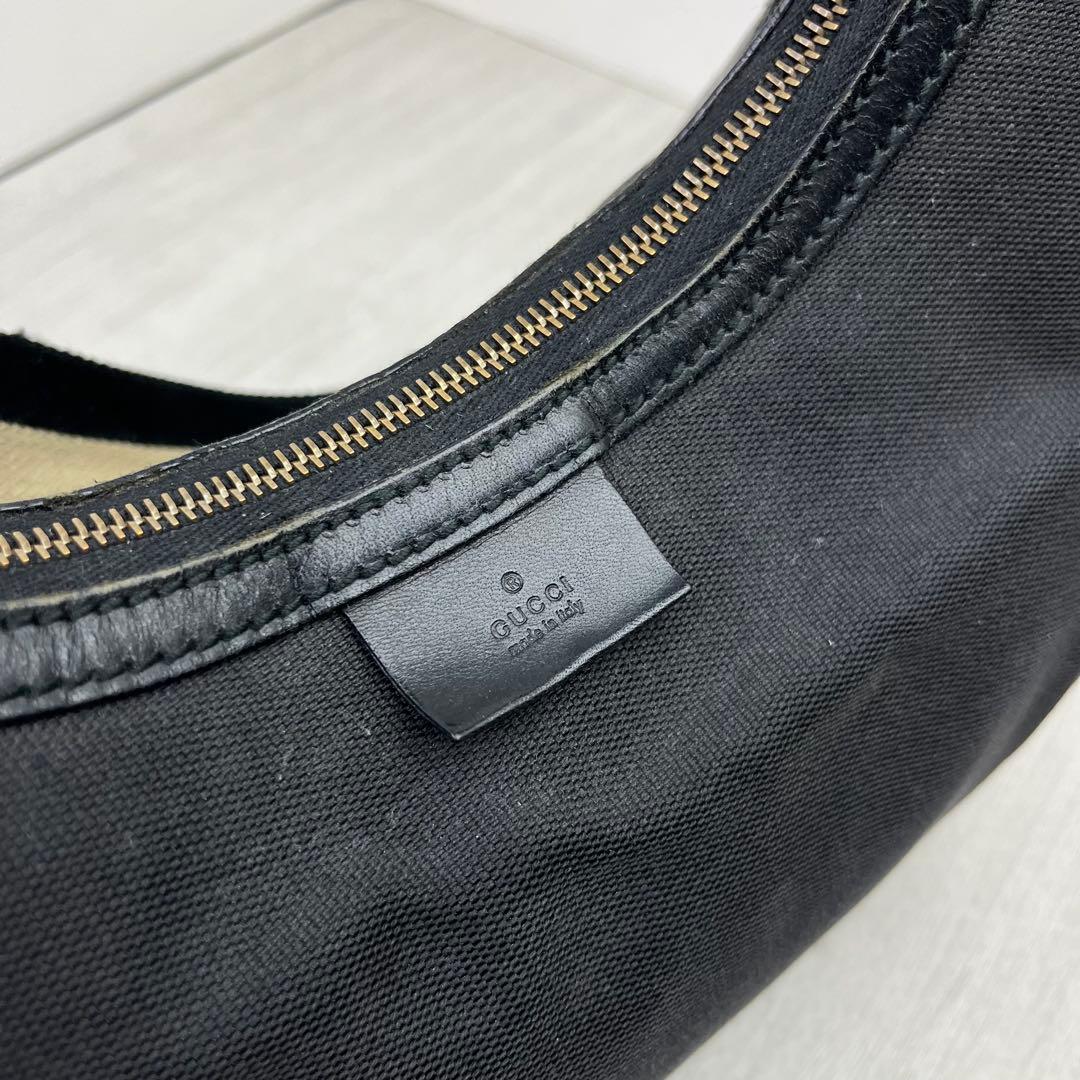 GUCCI グッチ ハンドバッグ ワンショルダーバッグ レザー 三日月 型