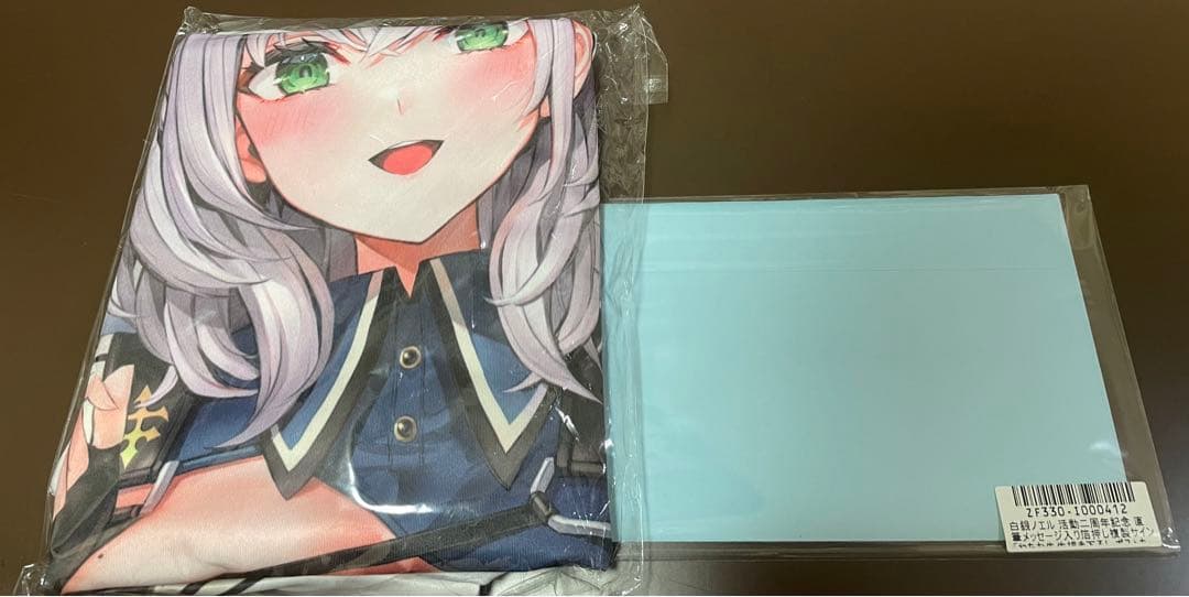 白銀ノエル　活動2周年　直筆メッセージ入りポストカード＋抱き枕カバー