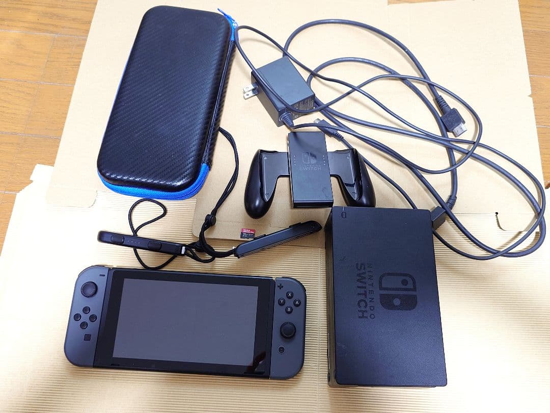 Nintendo Switch 本体　初期化、動作確認済