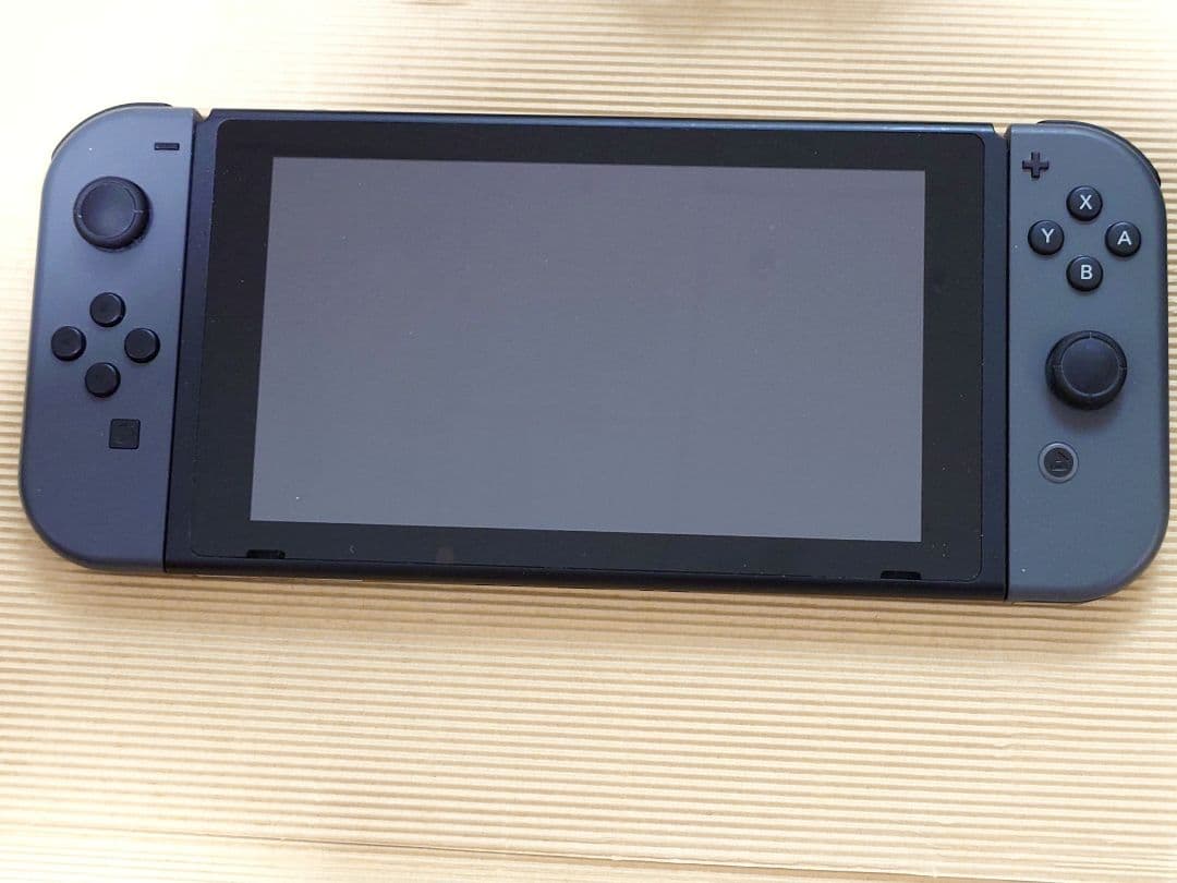 Nintendo Switch 本体　初期化、動作確認済