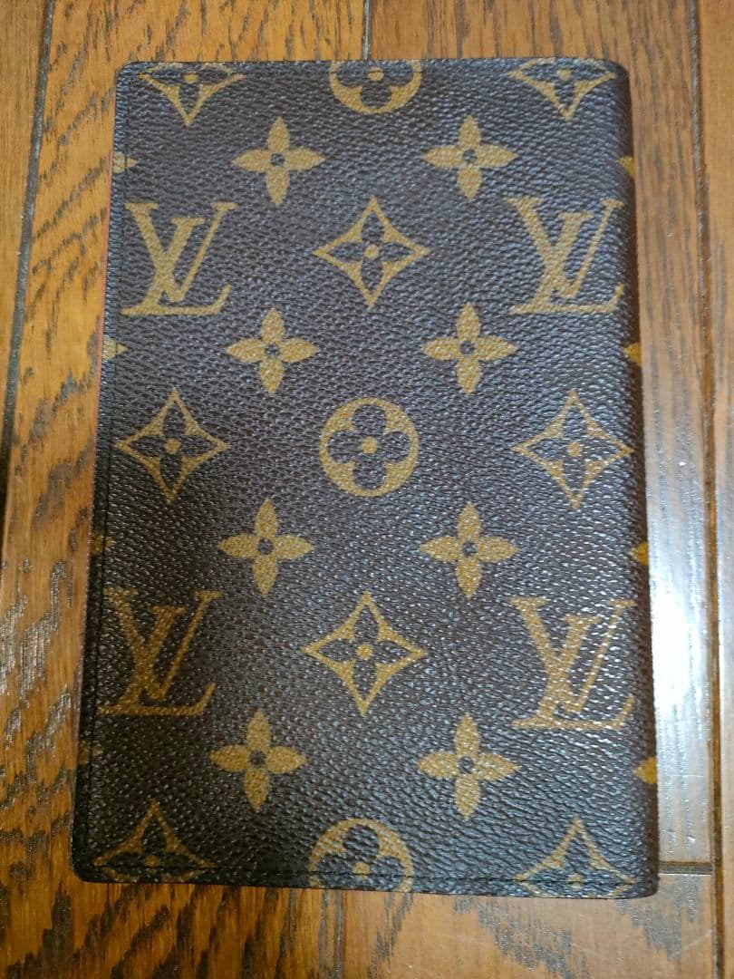 Yuming　　　LOUIS VUITTON モノグラムパスポートケース