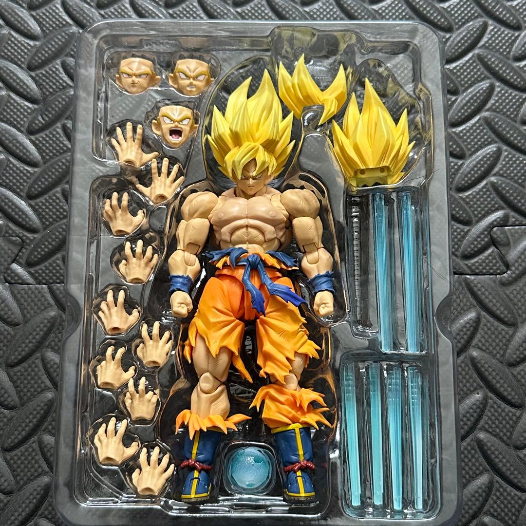 S.H.figuarts ドラゴンボール 孫悟空 -伝説のスーパーサイヤ人セット