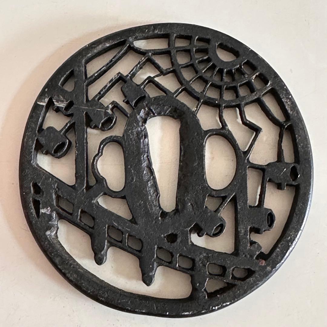 刀鍔 三点まとめ　武具 鍔 模造刀　銅地　合金　金属工芸 25713