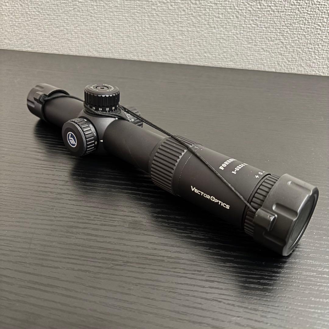 Vector Optics FORESTER 1-5×24 GENⅡ マウント付