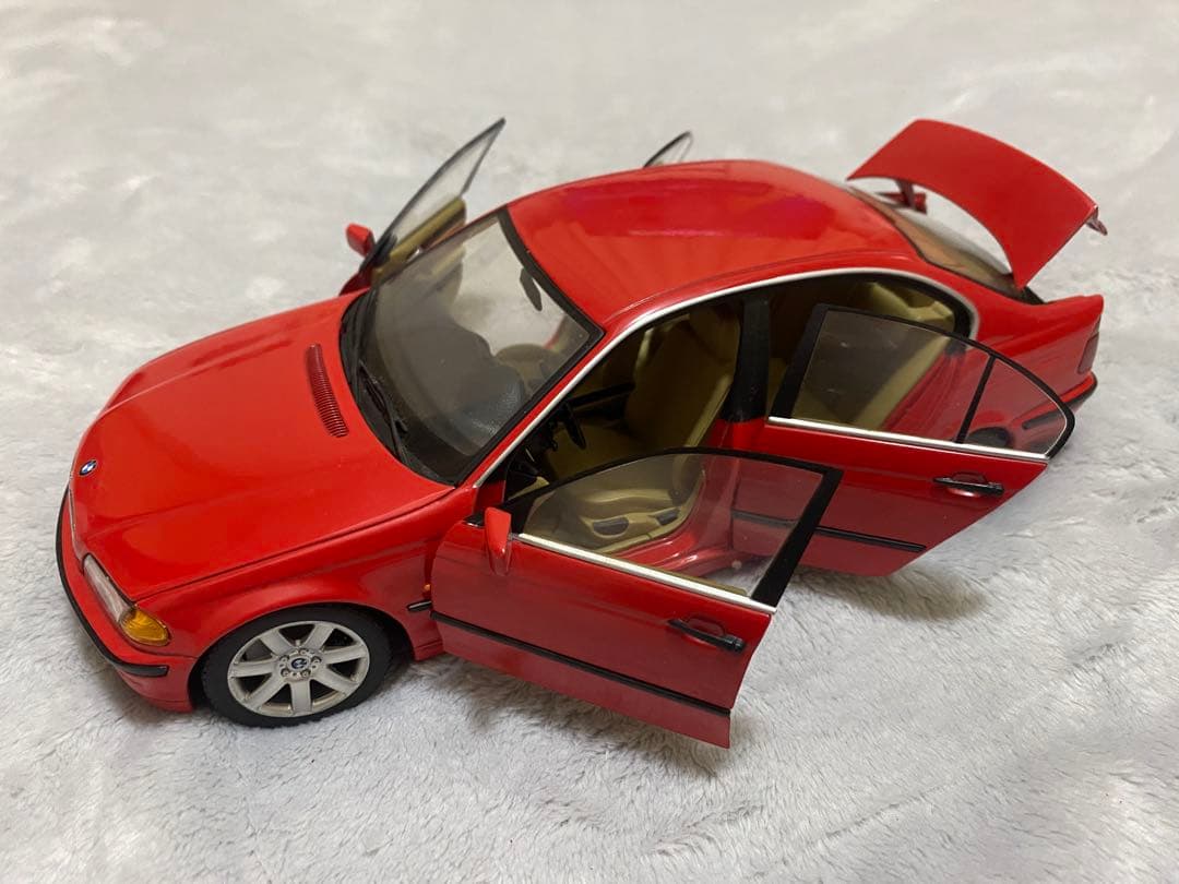 ミニカー UT BMW 3er Reihe 3-series 1/18