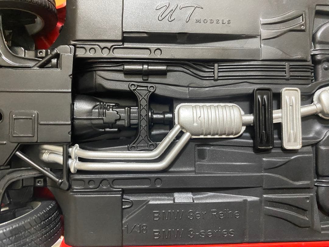 ミニカー UT BMW 3er Reihe 3-series 1/18