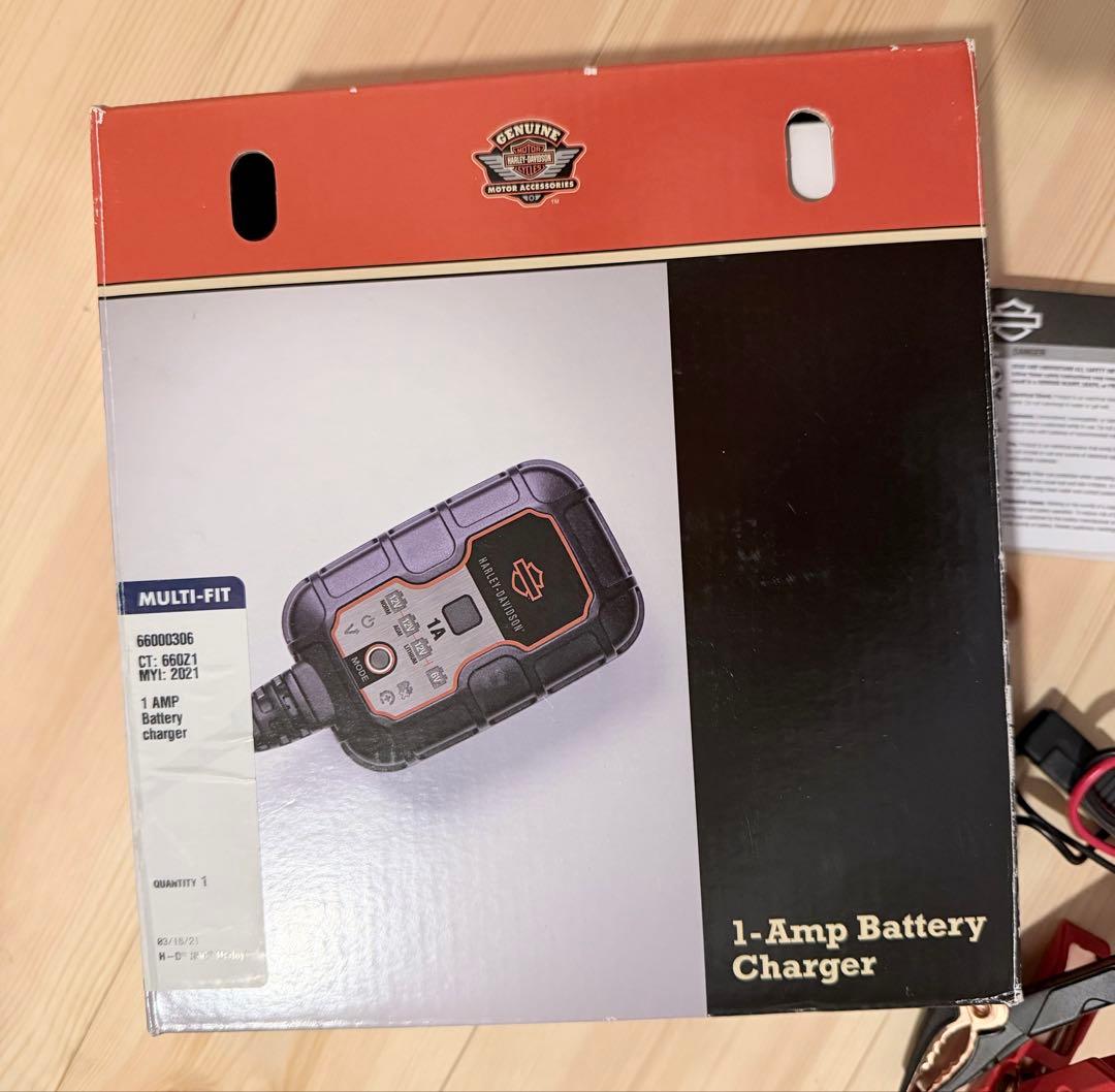 アクセサリー Harley-Davidson 1-Amp Battery Charger