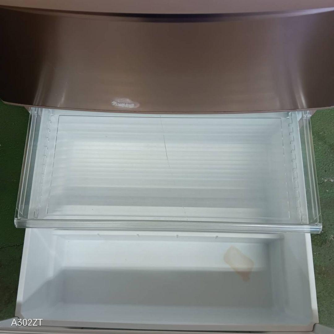 952◀ 送料設置無料　Panasonic　自動製氷機能付き大型冷蔵庫　609L