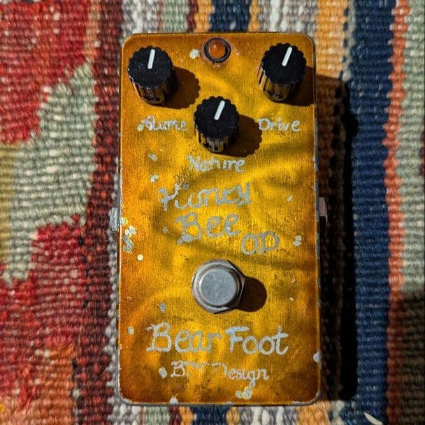 ギター BearFoot Honey Bee