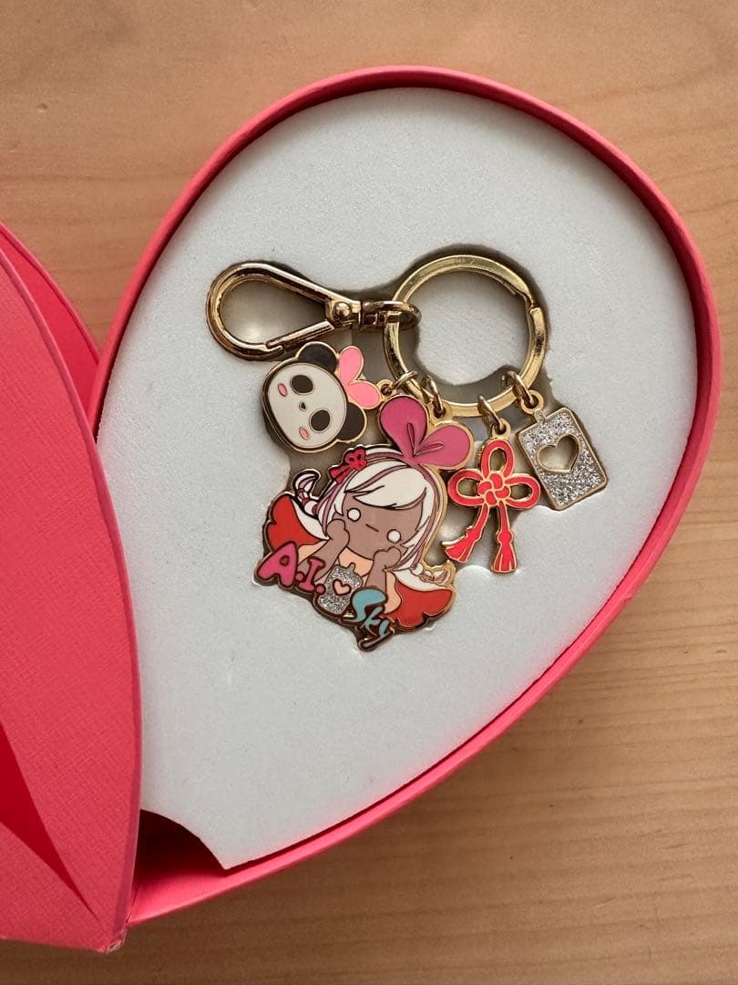 9/11出品取り下げ　Sky 星を紡ぐ子どもたち キズナアイ キーチェーン