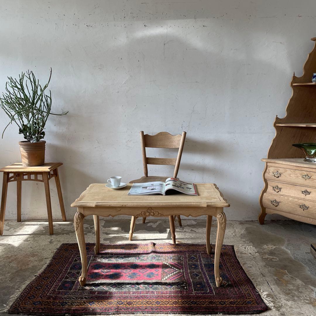 年末・年始SALE ビンテージ　サイドテーブル コーヒーテーブル　　猫脚　剥離