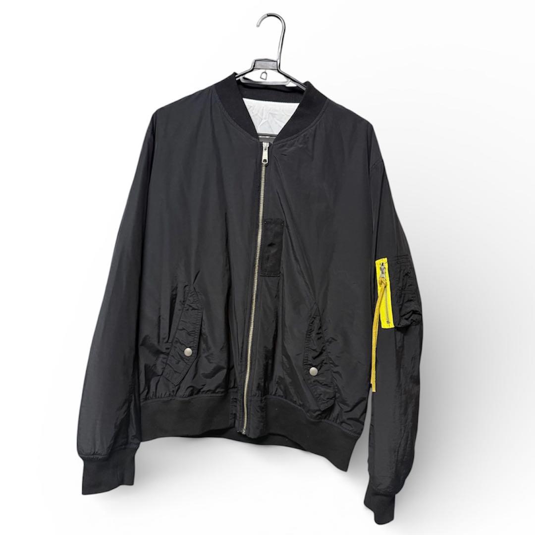 ONE OK ROCK Ambitions 2017 ジャケット