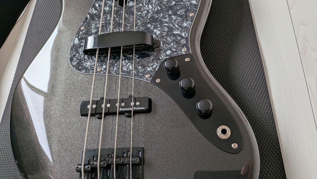 バッカス BJB-1 RSM/R-BPPG カスタム ジャズベース