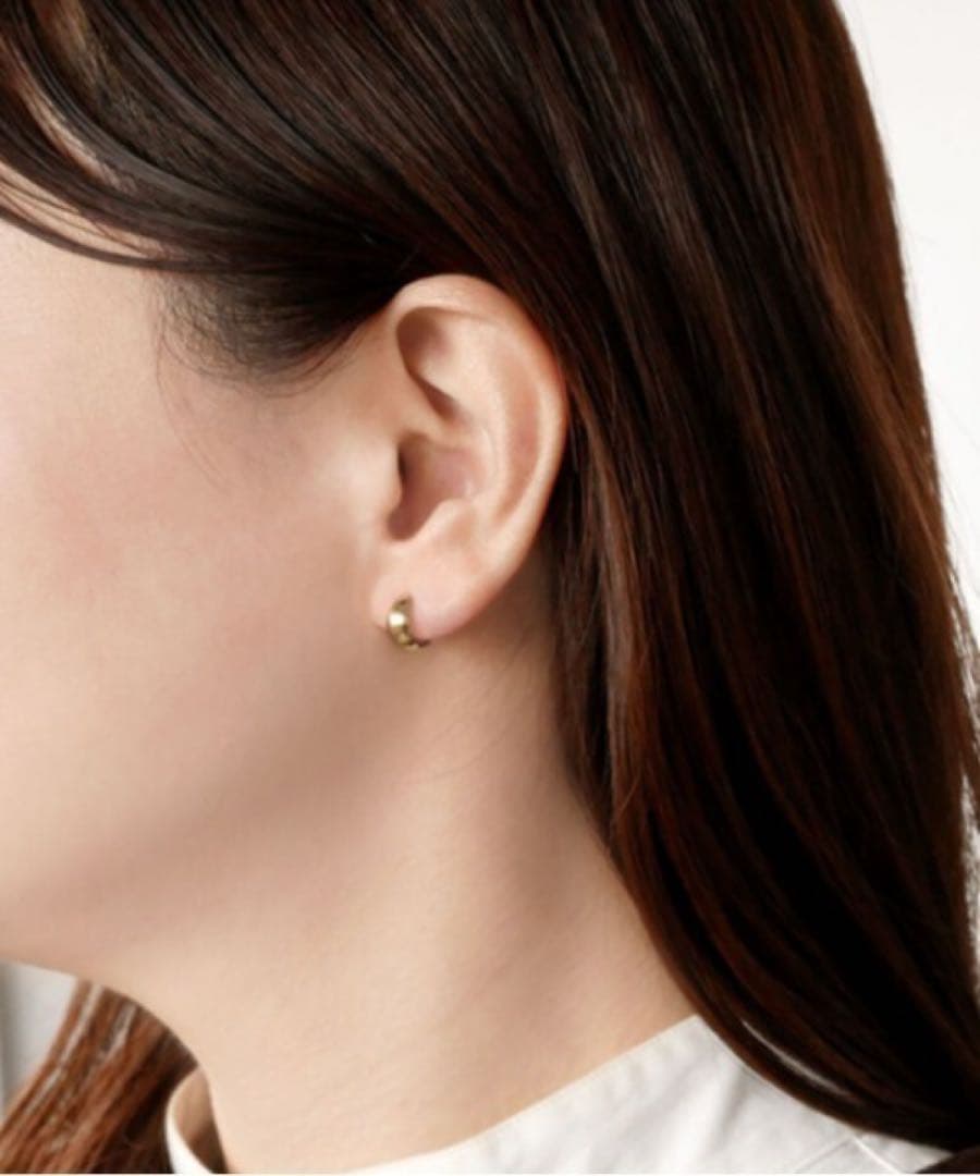 ヴァンドーム青山　ゴールドフープピアス K18