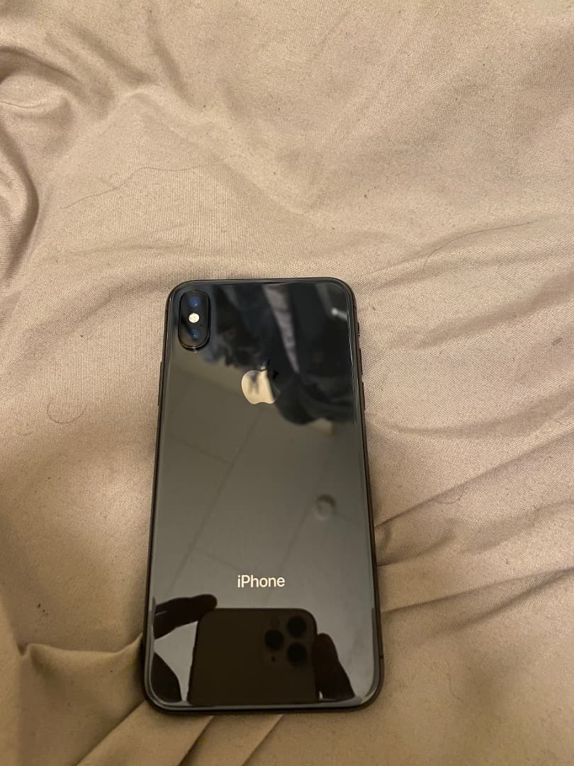 MacBook本体 iphone 11 pro+iphone X