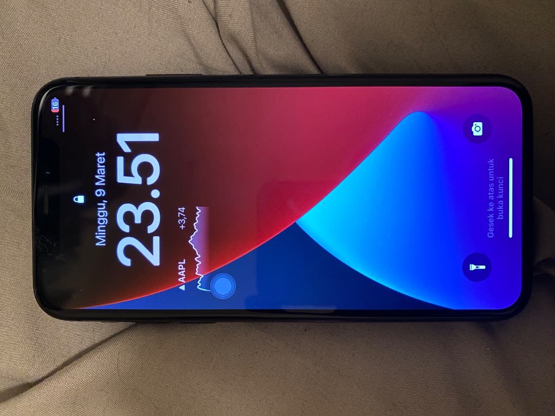 MacBook本体 iphone 11 pro+iphone X