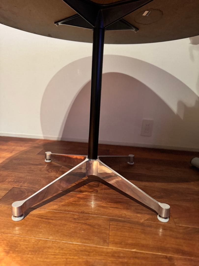 お値下げ【極美品】Herman Miller(正規品)コントラクトベーステーブル