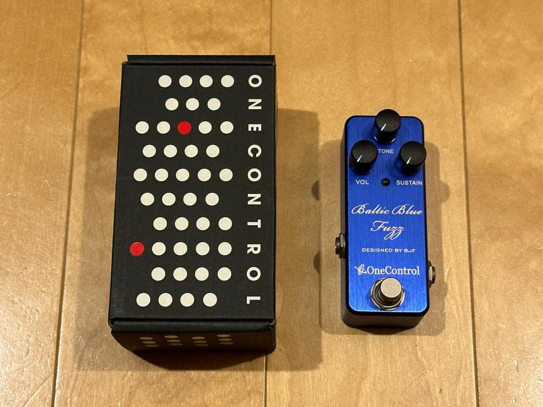【美品】One Control Baltic Blue Fuzz