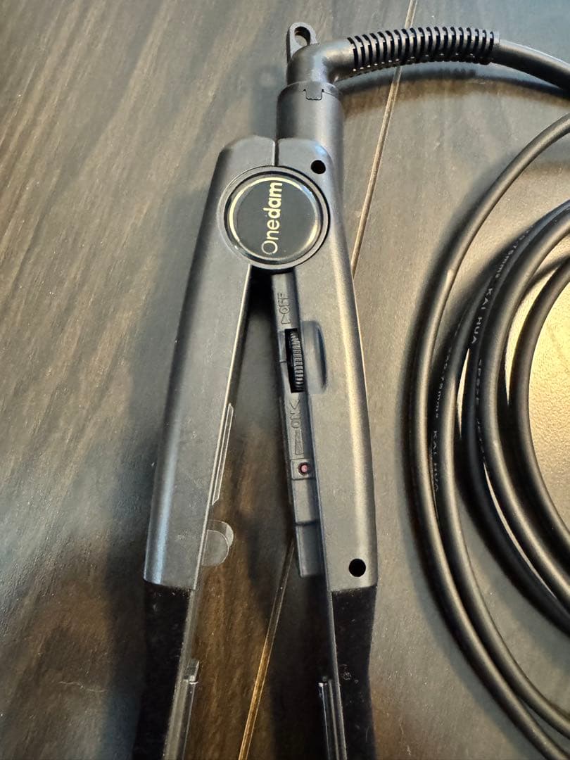 Onedam ストレートヘアアイロンスリム