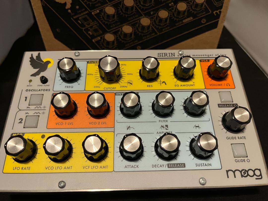 鍵盤楽器 moog sirin