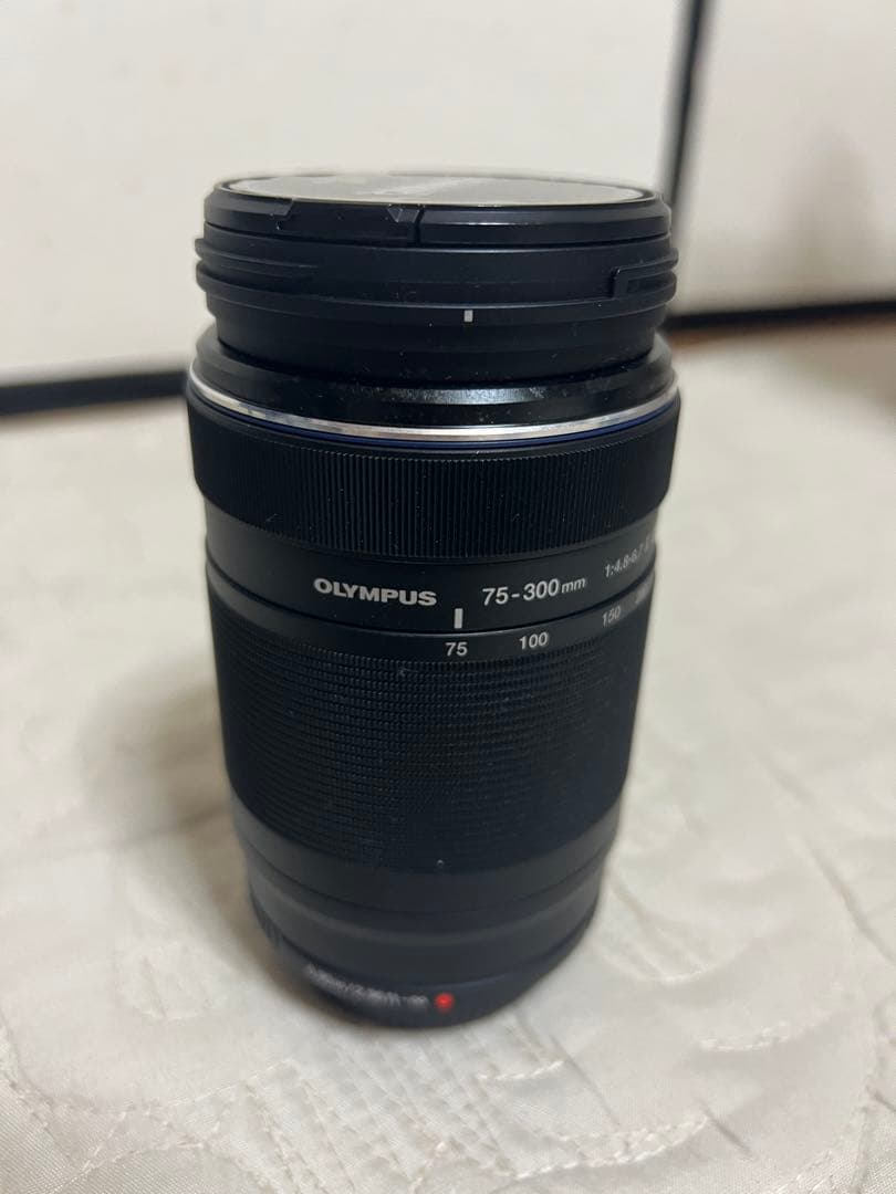 OLYMPUS 75-300mm ズームレンズ
