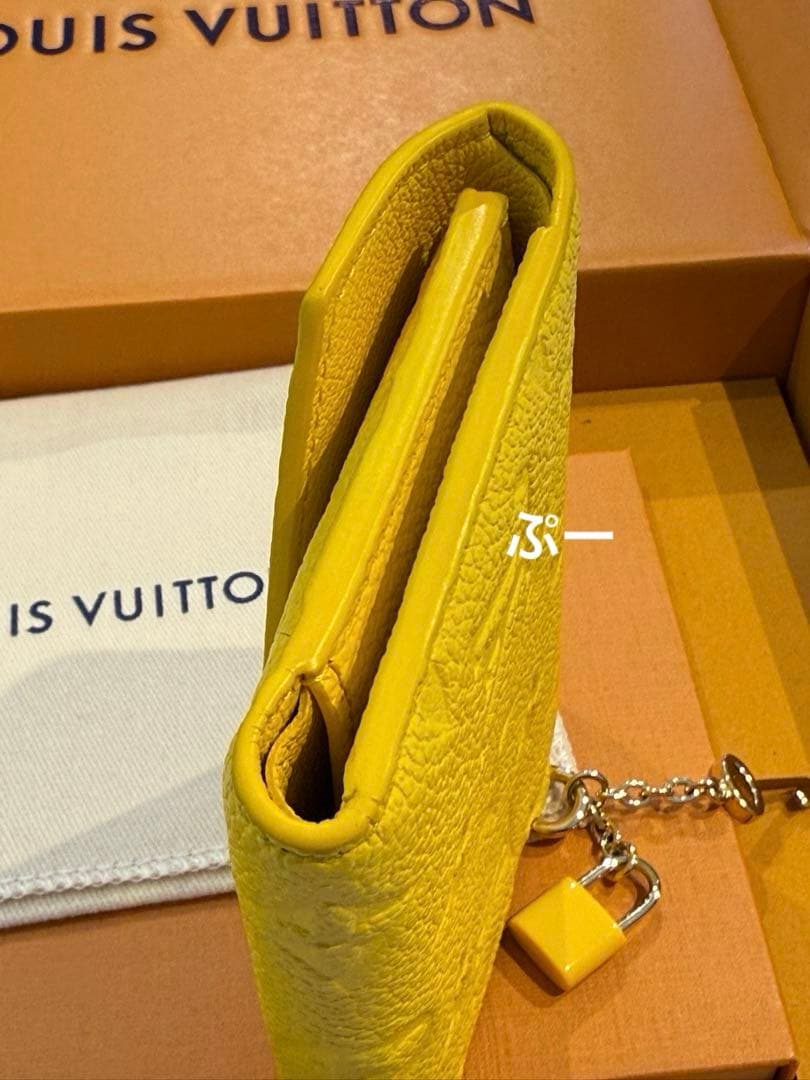 ルイヴィトン　ポルトフォイユ・ヴィクトリーヌ 三つ折り財布 イエロー　未使用品！