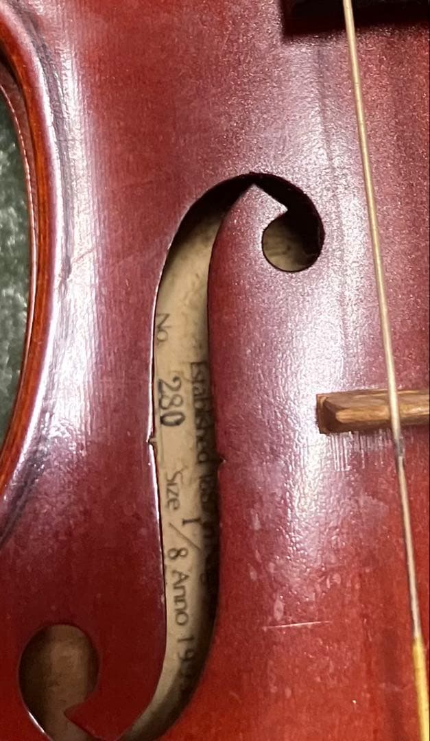 名古屋スズキヴァイオリン 1/8 身長 110〜115cm位の￼￼身長のお子様用