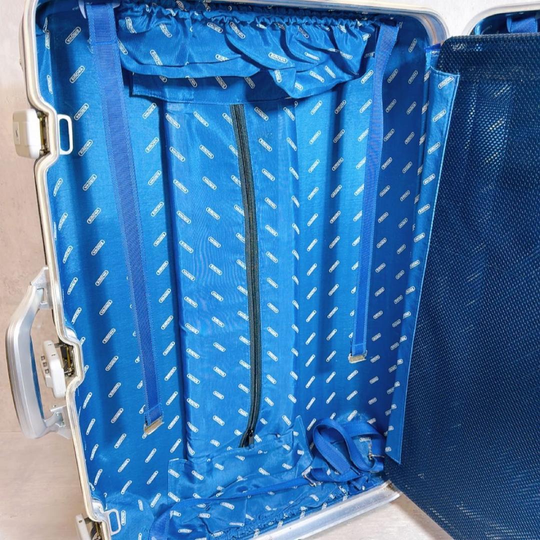 RIMOWA リモワ トパーズ　スーツケース 70L ４輪 アルミ製シルバー　青