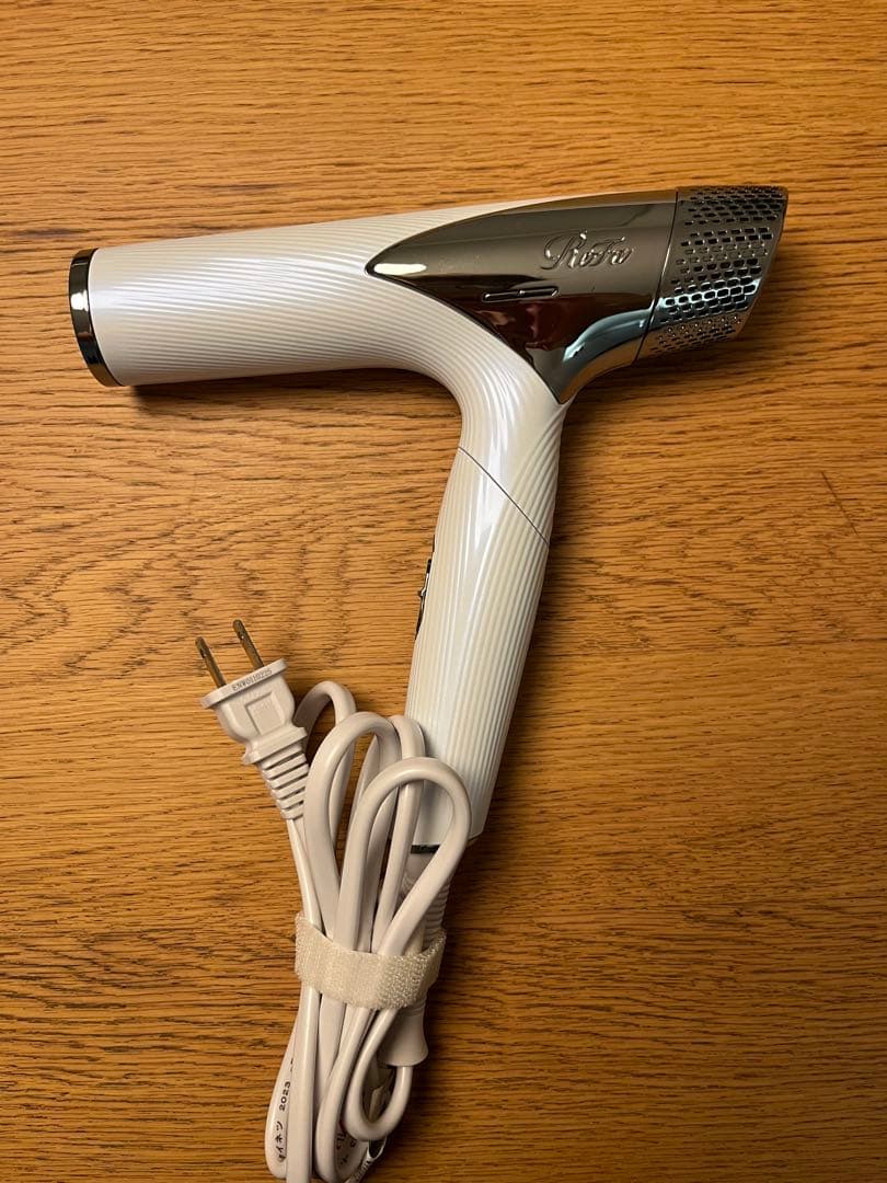 リファビューテック ドライヤースマート（ホワイト）　ジャンク品