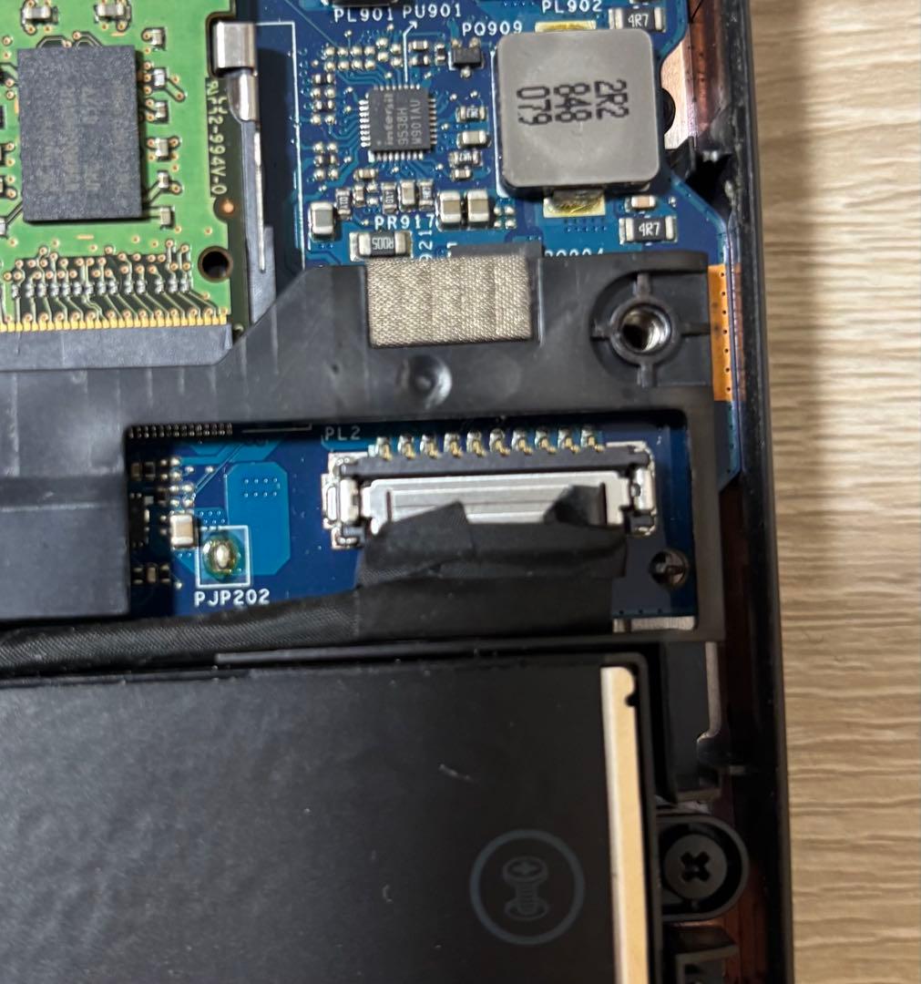 Windowsノート本体 Dell Latitude 5590 Corei7 8650U MX130