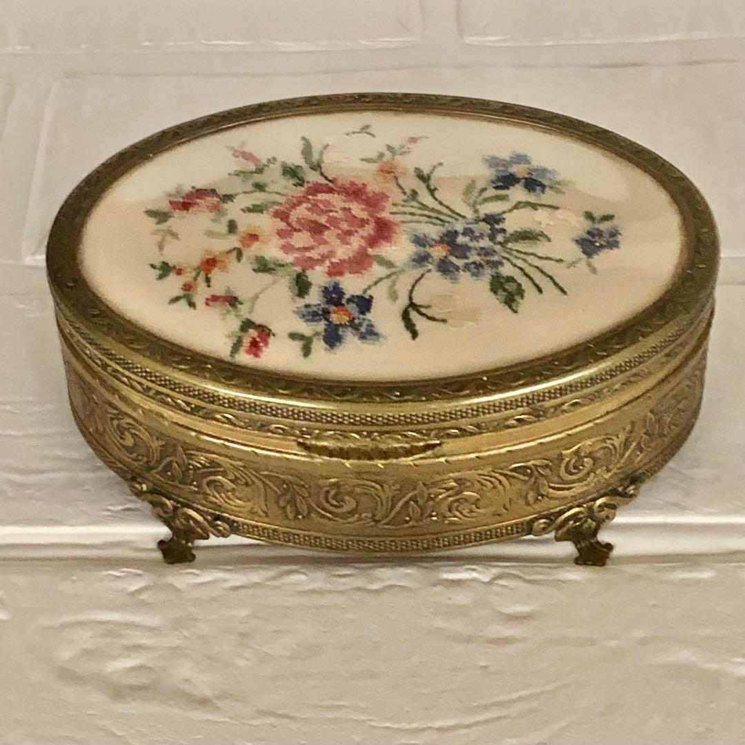 美品＊希少∮英アンティーク＊プチポアン＊プチポワン＊時計 ブラシ 小物入れ 5点