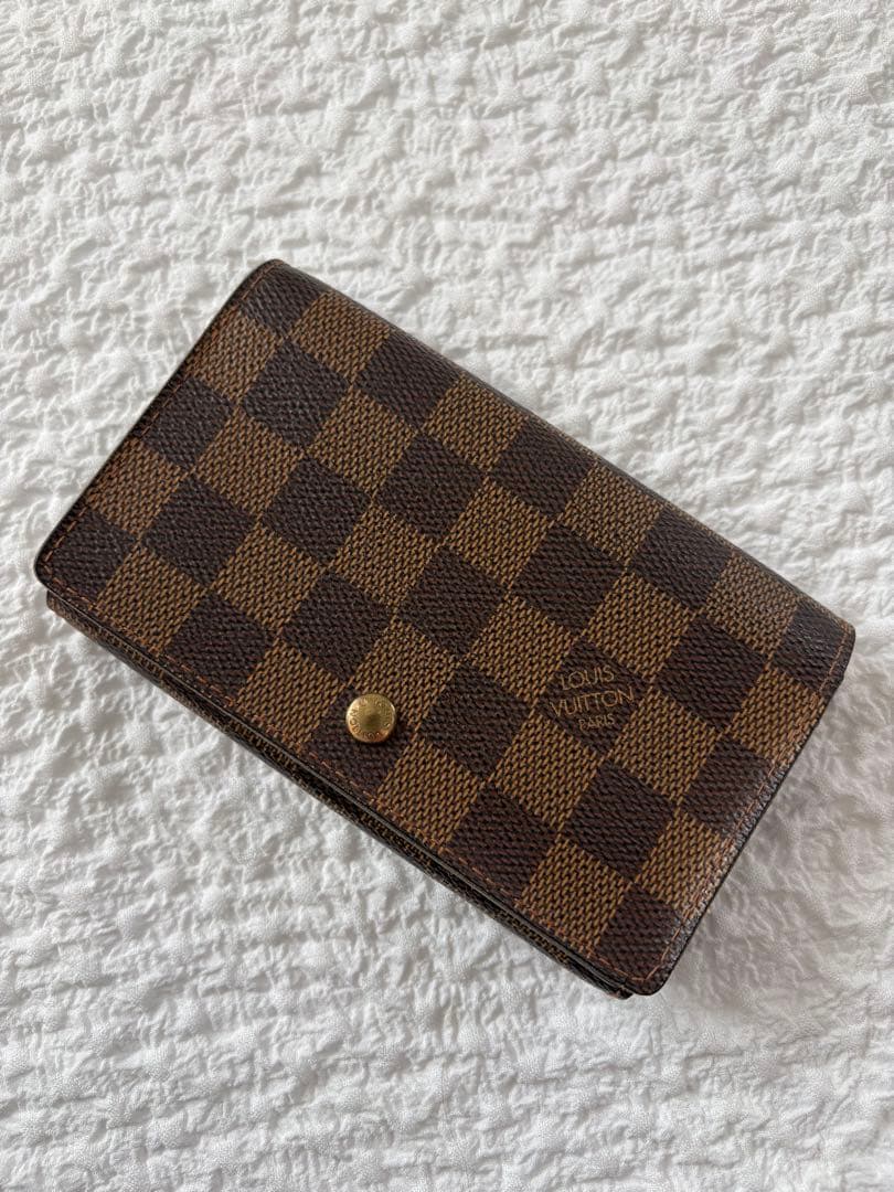 Louis Vuitton ルイ・ヴィトン ダミエ 二つ折り財布　トレゾール