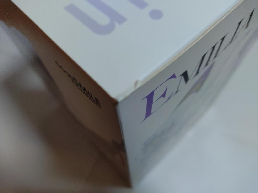 Re：ゼロから始める異世界生活 エミリア 1/7 完成品フィギュア