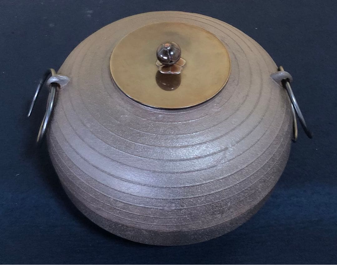 《R》茶道具 平丸筋入釜 鐶 人間国宝 高橋敬典 共布 共箱 260121き6