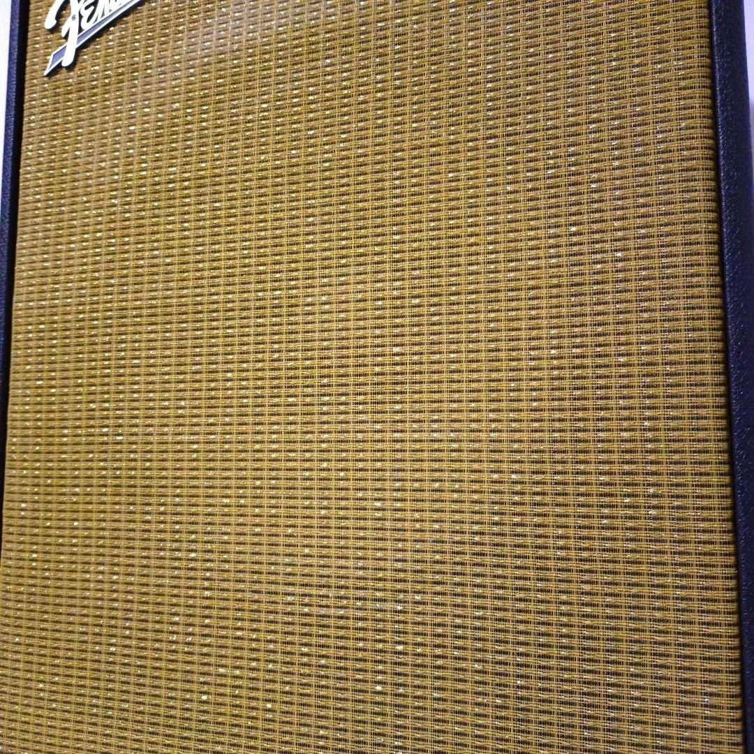 美品　Fender　フェンダー　Rumble 200　ベースアンプ　コンボアンプ