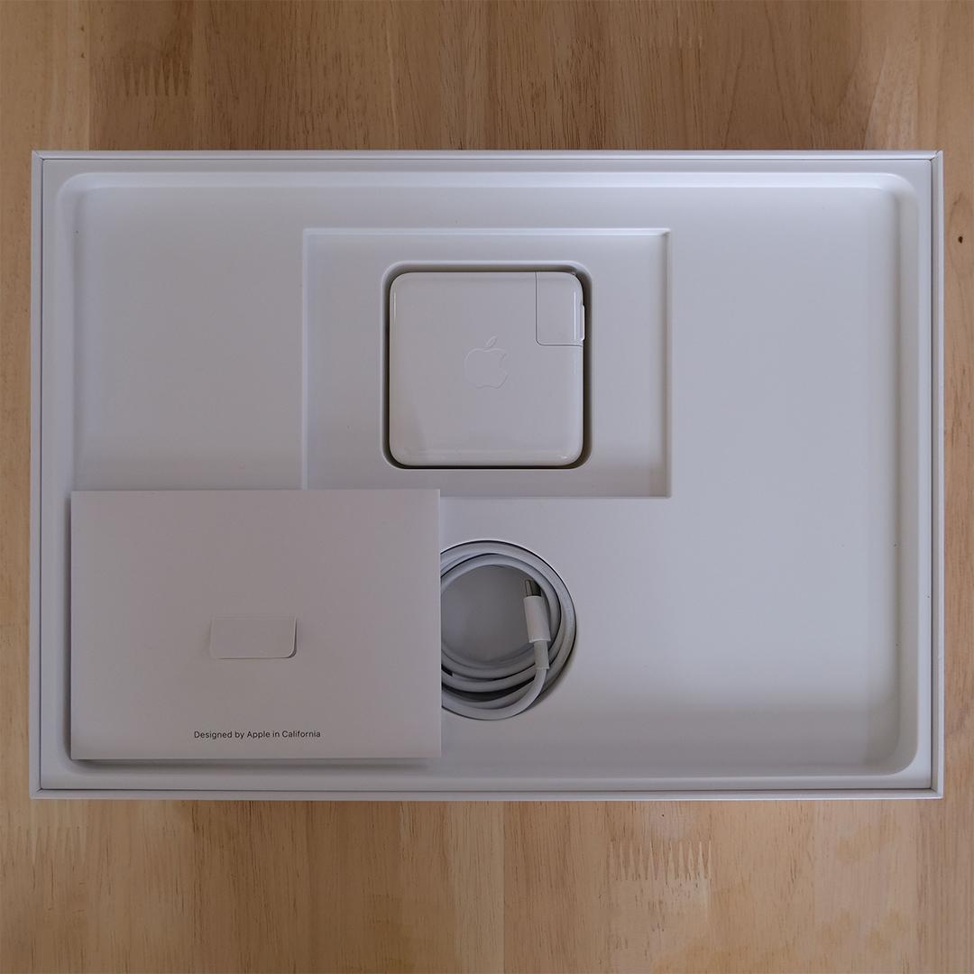 MacBook Pro 2019年モデル13インチ 128GB A2159