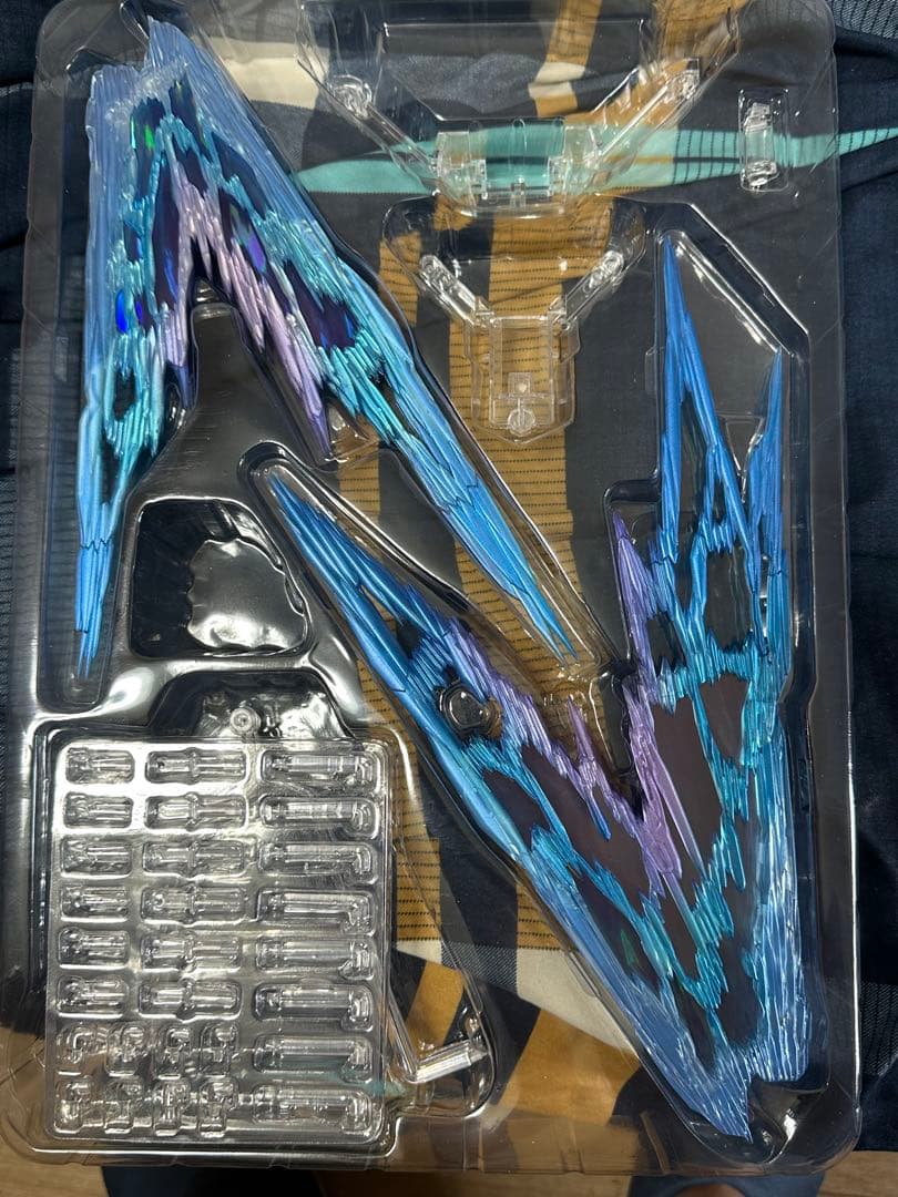 中古メタルビルド　ストライクフリーダムガンダム2024　光の翼セット