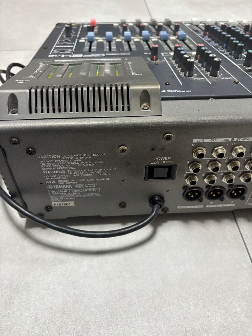 【送料無料】YAMAHA ミキシングコンソール GF24/12 アナログミキサー