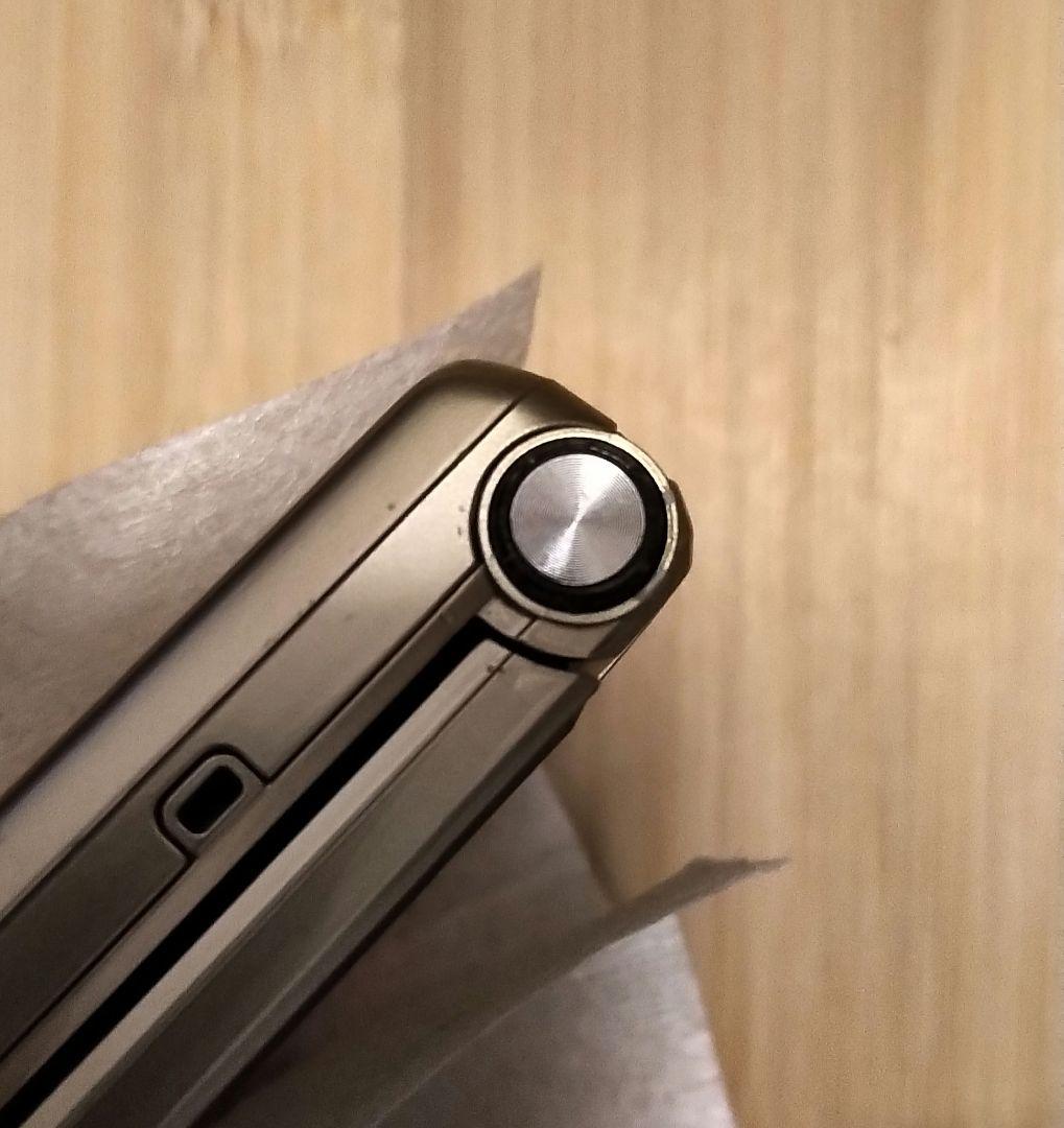 NP601SH AQUOS EDEL ゴールド 折りたたみ式