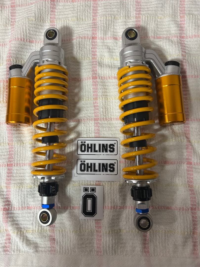 オーリンズ風リアサスペンション