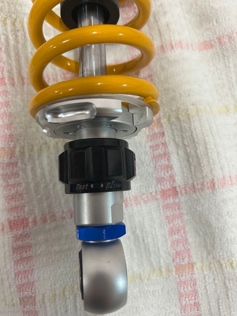 オーリンズ風リアサスペンション