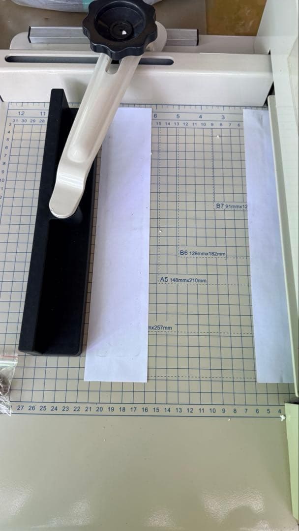 業務用　novac A4サイズペーパーカッター NV-BC100