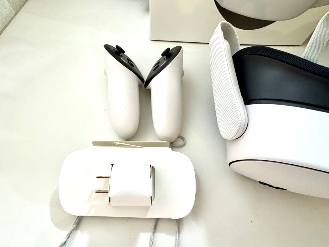  Quest 3S 128GB & KIWI design ストラップ