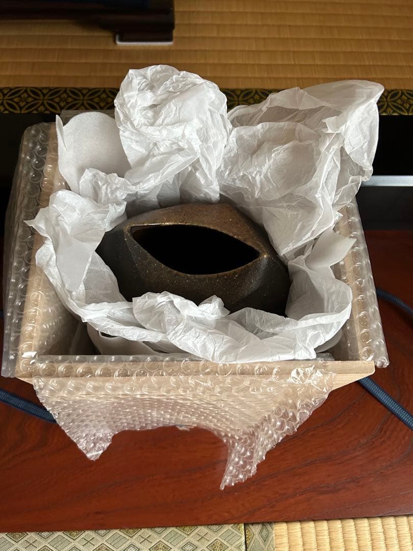 備前焼　扁壺　　伊勢崎創作