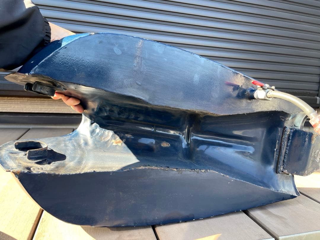 sr400 タンク　bratstyle