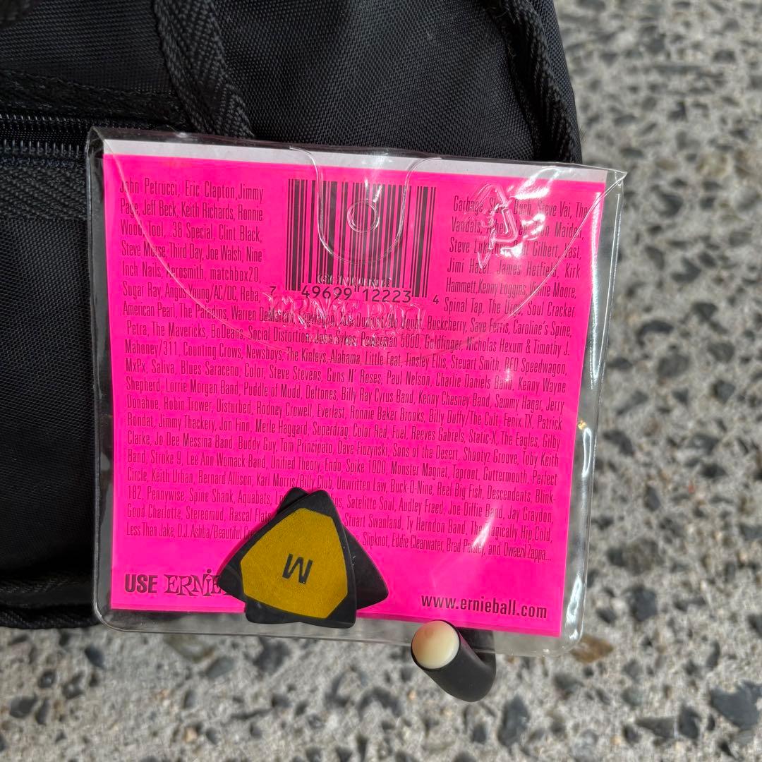 FDRNANDES Z0-3 アンプ内蔵 スピーカー内蔵 エレキギター ブラック